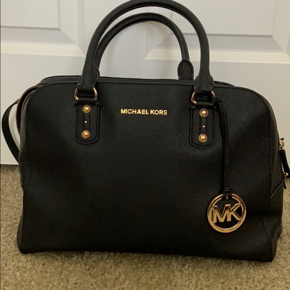 Authentic Michael Kors Large Dome Satchel!